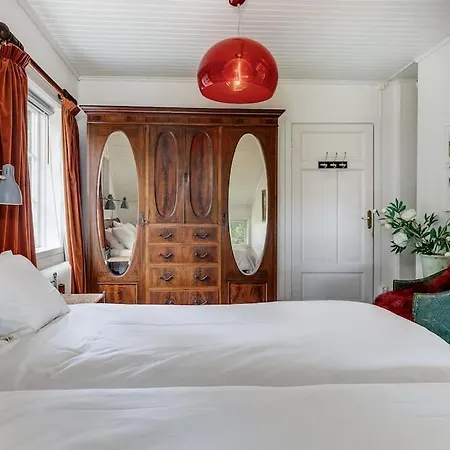 Historic Lakeside Villa, Up To 20 Guests - Ski, Boat Sunnansjo  Exterior photo
