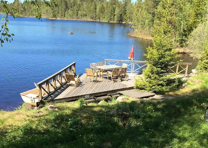 Historic Lakeside Villa, Up To 20 Guests - Ski, Boat