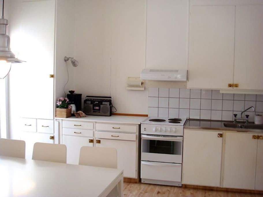 Historic Lakeside Villa, Up To 20 Guests - Ski, Boat Sunnansjo (Ludvika)